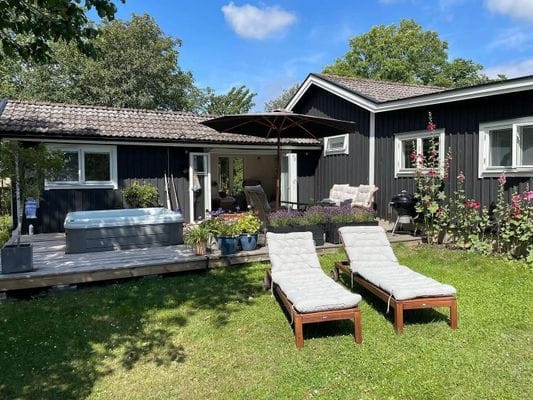 Stuga vid Össby med havsutsikt och enskilt läge - Bild 22