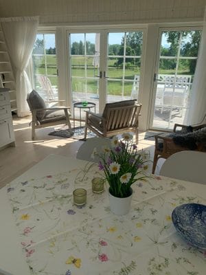 Havsnära nybyggd stuga med roddbåt. - Bild 14