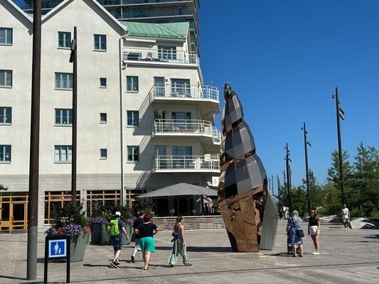 Norrtälje stad 15 km från stugan