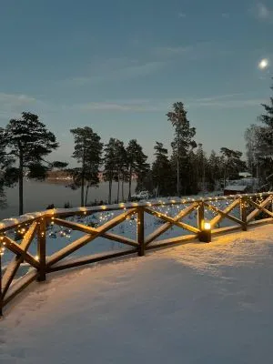 Skärgårdshus med bastu och brygga nära Stockholm - Bild 23