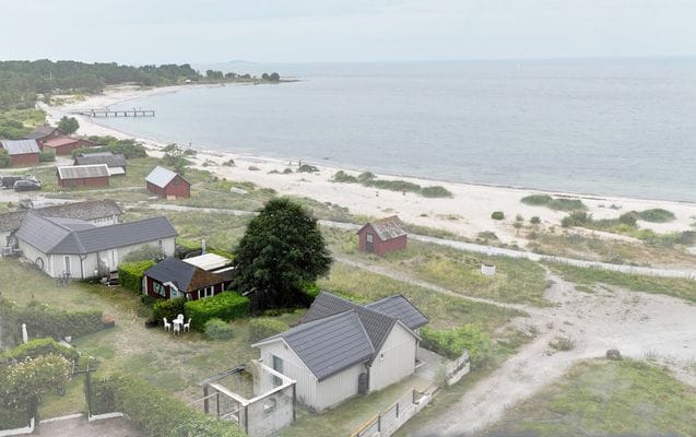 Liten stuga 50m till badstrand