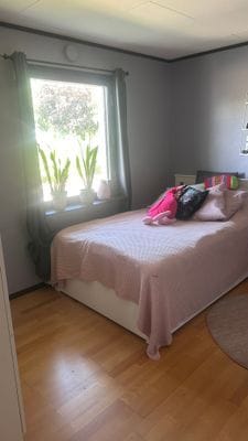 Familjevilla med jacuzzi – nära strand och centrum - Bild 5