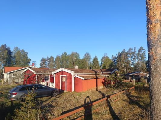 Ett genuint hus med hjärta, nära sjön & kanot - Bild 4