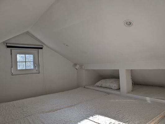Tiny house byggt 2018 200 m till strand m Netflix - Bild 4