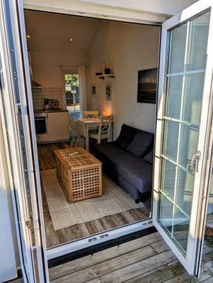 Tiny house byggt 2018 200 m till strand m Netflix - Bild 2