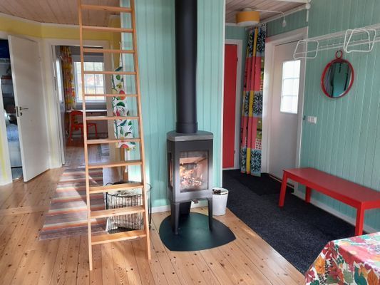 Mysig stuga vid Orsasjön, nära Orsa Grönklitt - Bild 6