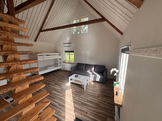 Stuga på hästgård - Bild 3