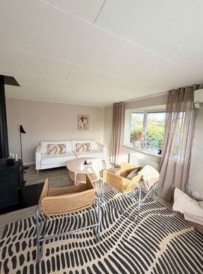 Ljust 80 kvm hus i Träslövsläge. 2 sovrum, bäddsof - Bild 2