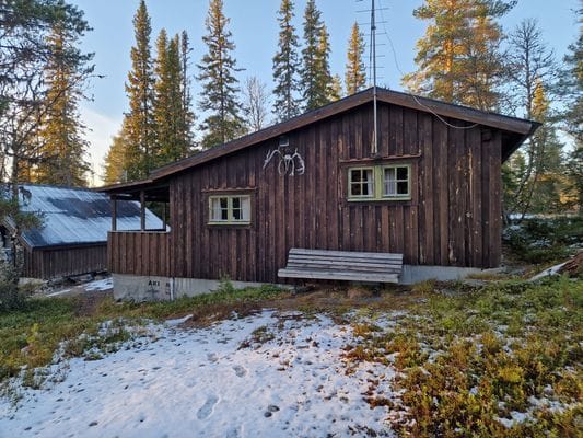 Trivsam stuga i Grövelsjön