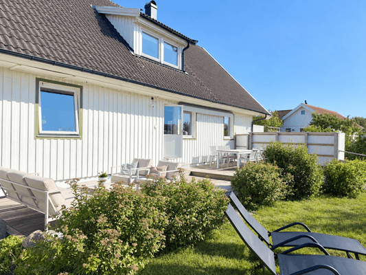Villa Svea – Ljus & rymlig övilla nära Göteborg
