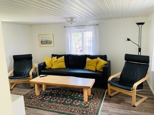 Modern stuga åretrunt boende nära sjö och golfbana - Bild 17