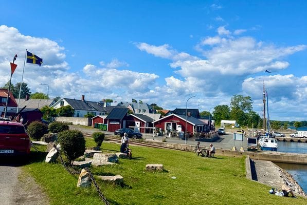 Charmigt radhus vid havet i idylliska Brantevik, Ö - Bild 23