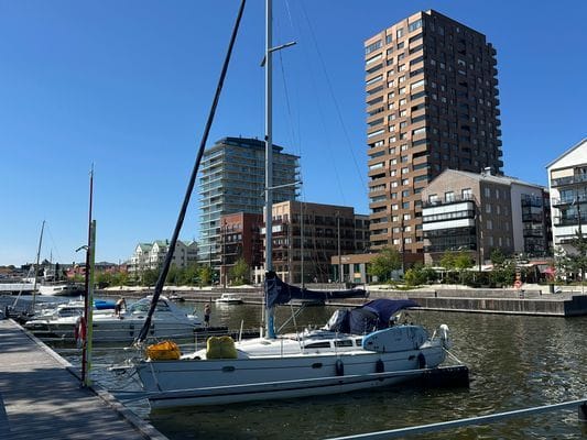 Norrtälje stad 15 km från stugan