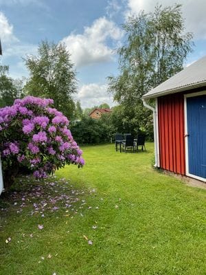 Modern stuga åretrunt boende nära sjö och golfbana - Bild 27