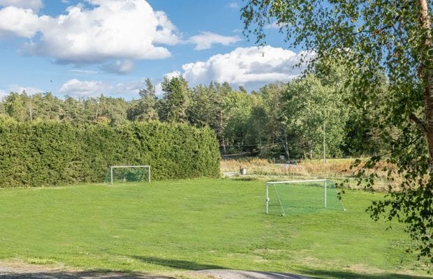 Nybyggt skärgårdshus, privat brygga och sandstrand - Bild 51