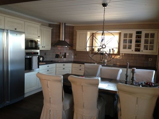 ÅRE BJÖRNEN V7 V9 Trivsam lägenhet 8 bäddar 145 m2 - Bild 5