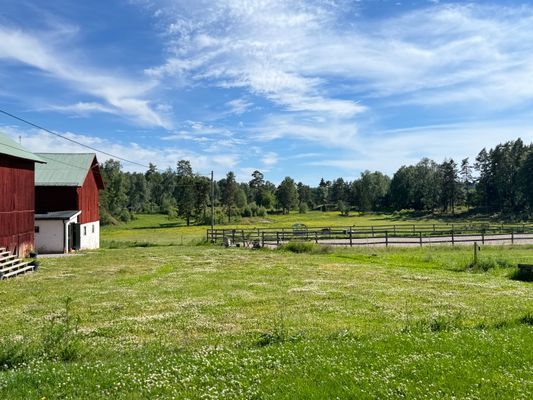 Stuga på gård i Roslagen - Bild 10