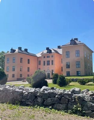 Hus i slottsmiljö - Bild 9