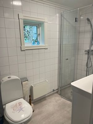 Mysig stuga på Daftö söder om Strömstad - Bild 6