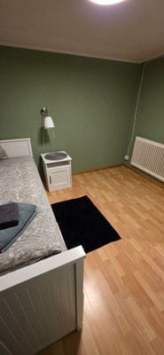 Villa Kjell – Bekvämt enplanshus med egen trädgård - Bild 59