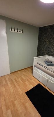 Villa Kjell – Bekvämt enplanshus med egen trädgård - Bild 57