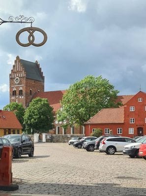 Jättefin stuga nära strand, pool, brygga i Åhus - Bild 58
