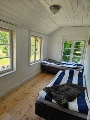 Hus m historisk charm, lyx, rymd & egen strand/båt - Bild 14