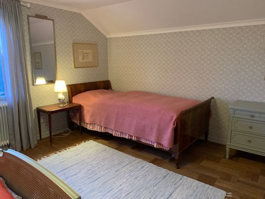 Herrgårdsflygel i blomsterpark (ca 14 pers) - Bild 14