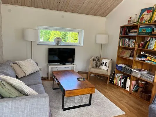 Två stugor 65 + 44 m2 på stor tomt i Gnisvärd - Bild 5