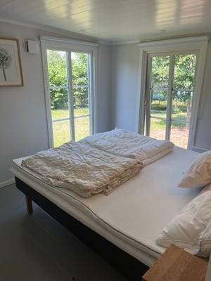 Två stugor 65 + 44 m2 på stor tomt i Gnisvärd - Bild 14