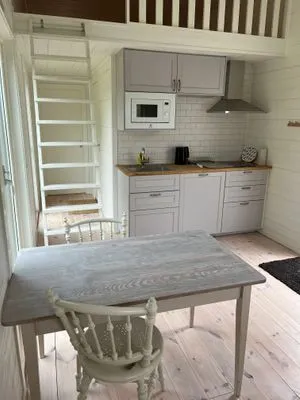 Fräscht attefallshus, välutrustat - Bild 3