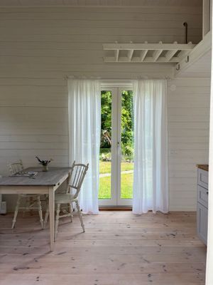 Fräscht attefallshus, välutrustat