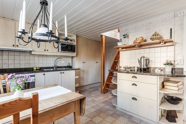 Charmig hallandslänga centralt - Bild 5