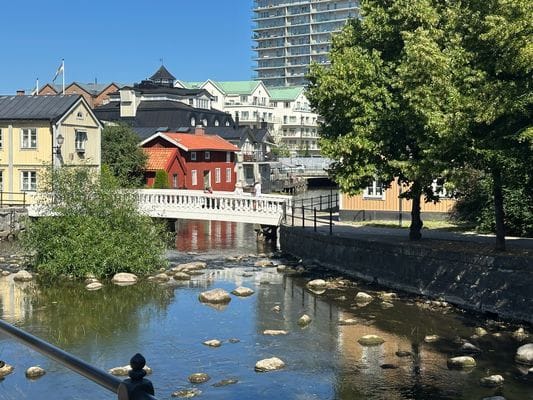 Norrtälje stad 15 km från stugan