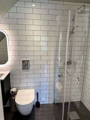 Hus i skogen - lugnt och skönt - Bild 30