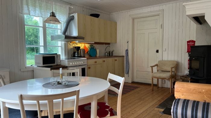 Enkelt boende i vår "Drängstuga" på Svedens gård - Bild 8