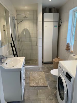 Mysig stuga nära Herta strand - Bild 6