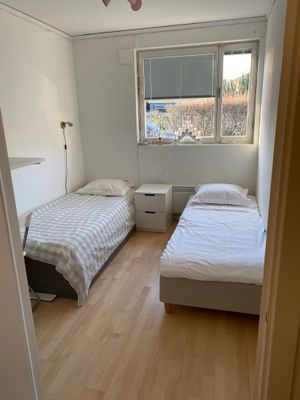 Sovrum på nedre plan