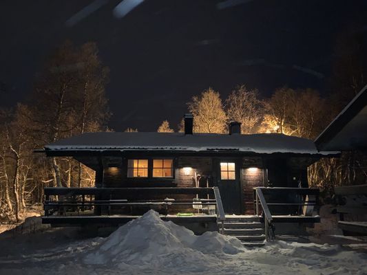 Mysig välutrustad stuga med bra läge - Bild 14