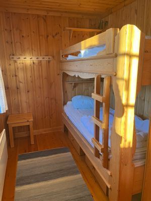 Mysig välutrustad stuga med bra läge - Bild 5