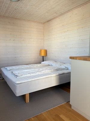 Mysig stuga vid hav och skärgårdsbåtar! - Bild 21