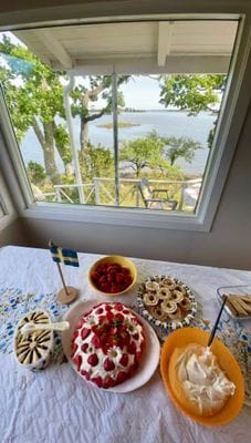 Mysig stuga vid havet med egen badbrygga - Bild 7