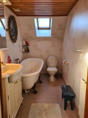 Charmigt Gotlandshus i vacker miljö - Bild 15