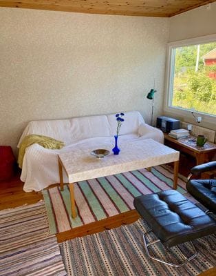 Mysig stuga vid havet med egen badbrygga - Bild 9