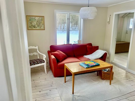 Adelsö idyll vid Mälaren med bastu och stor tomt - Bild 10