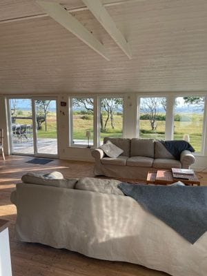 Stuga med havsutsikt – 100 m till stranden - Bild 9
