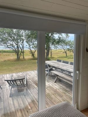 Stuga med havsutsikt – 100 m till stranden - Bild 14