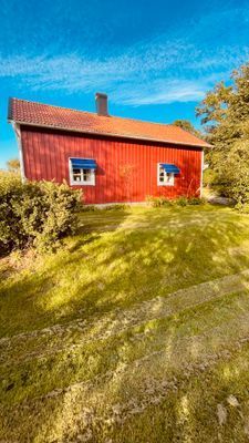 Modern stuga åretrunt boende nära sjö och golfbana - Bild 24