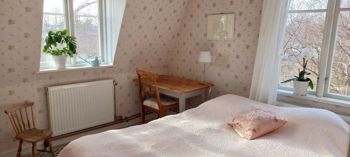 Rosrummet. Lite mindre lite mysigare. 2 x 200x80cm