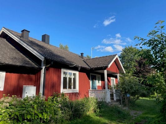 Enskilt vid skogen